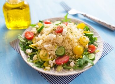 healty-salad-with-couscous-and-vegetables-PW7AJ8V.jpg